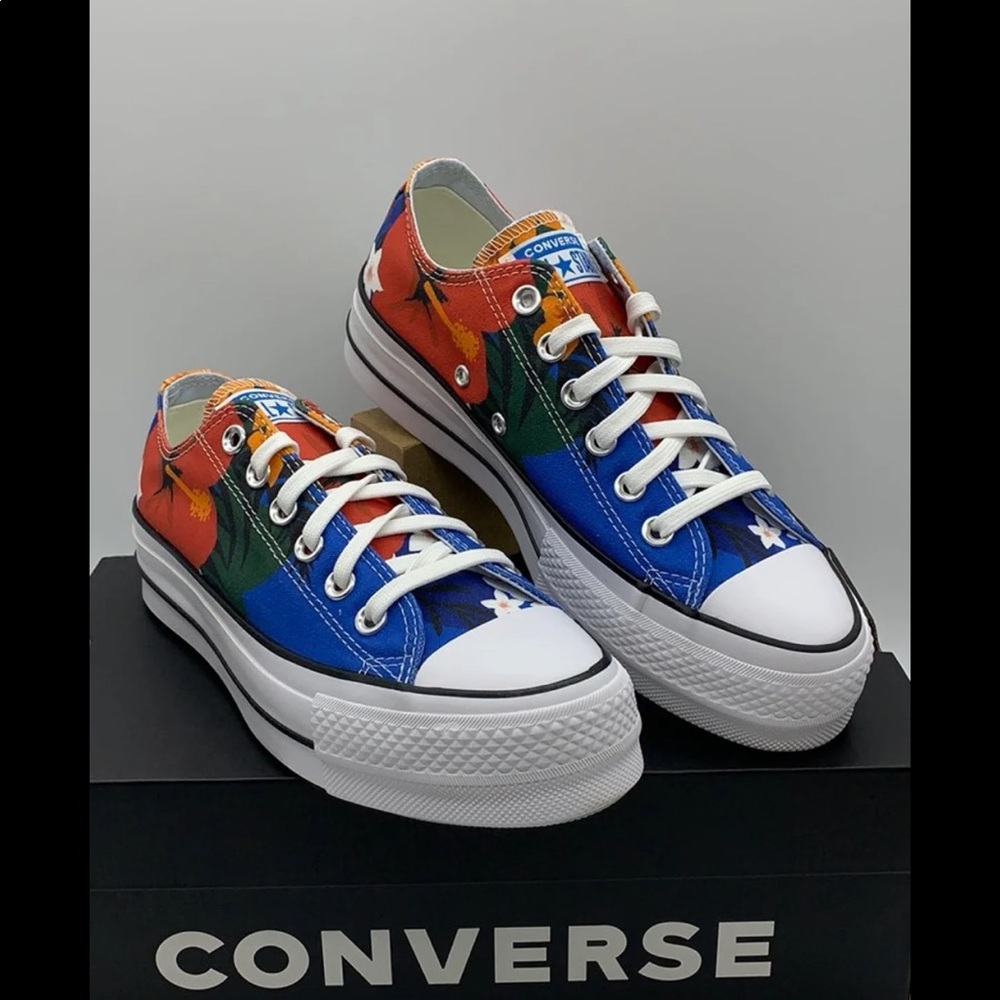 Floral converse brand new